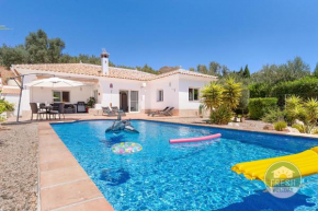 Casa La Maroma - Spacious and quiet family home, Alcaucin